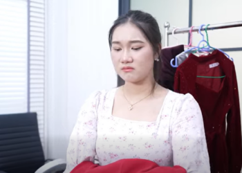 T1301048 หนังสั้นสาวบ้านนอกใฝ่สูงอยากจะเป็นนางเเบบ 1215400669565082 part2