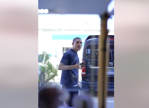 B1401039 ข้อความที่เท้าของเธอ คือปริศนาไขปัญหาทุกอย่าง หรือแค่สร้างสถานการณ์ขึ้นมา？! 793147715570849 part2