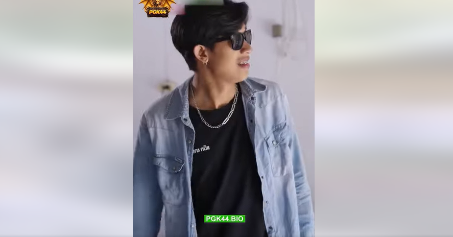 S2101140 ผู้หญิงคนนี้กำลังหนีบางอย่าง แต่ทำไมพวกเขาสองคนถึงมีสร้อยคอเหมือนกัน 1279784380283036 part2