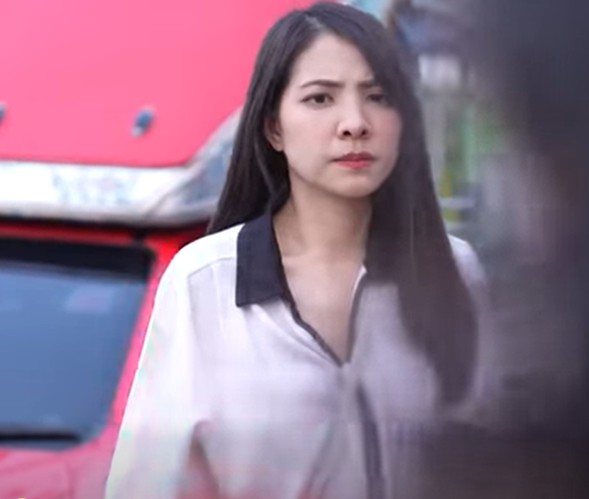 T2201053 รถหรูชนกับรถสองแถว ยังไงมันก็ผิด 1473541800329179 part2