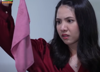 T2201040 ทำแบบนี้ได้ไง เอาผ้าขี้ริ้วมาล้างรถหรู! 1232748961539638 part2