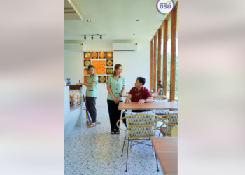 B2501276 แม่บ้านถ่ายตรงนั้น เพราะหวังเลื่อนขั้นเป็นผู้จัดการรีสอร์ท 1357422951573678 part2